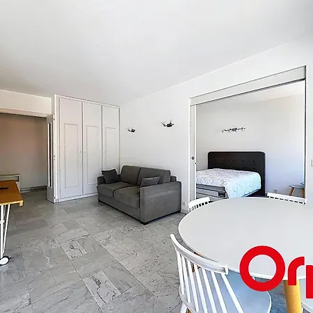 Spacieux - 4 Pers., Face A La - Fr-1-647-61 Apartment